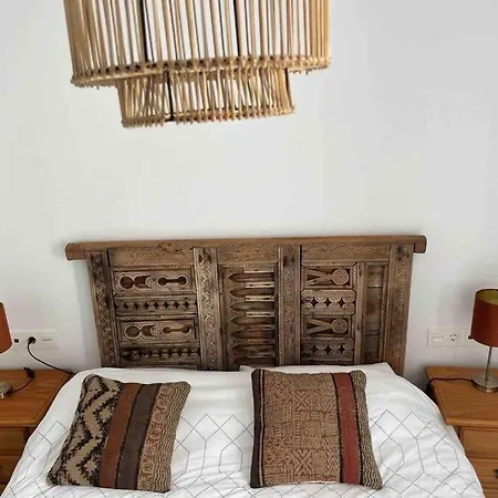 Driftwood 2 Bedroom - Earthy, Peaceful, Calm *