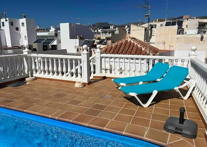 Driftwood 2 Bedroom - Earthy, Peaceful, Calm Nerja